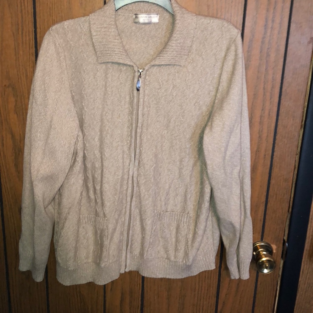 Alison Daley zip sweater. SZ Petite LG